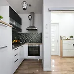 Apartman Shine *