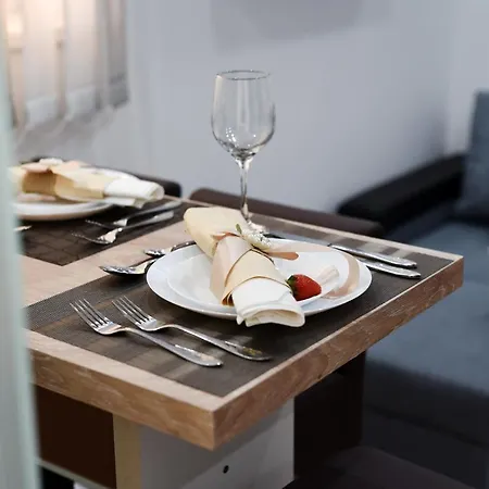 Shine Apartment